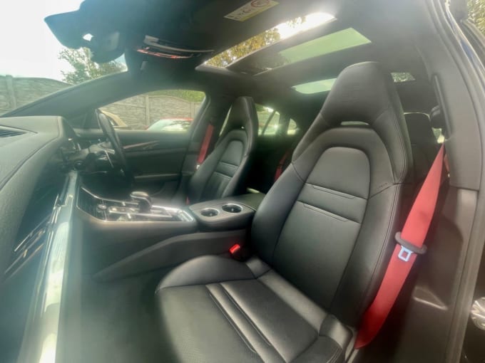 2025 Porsche Panamera