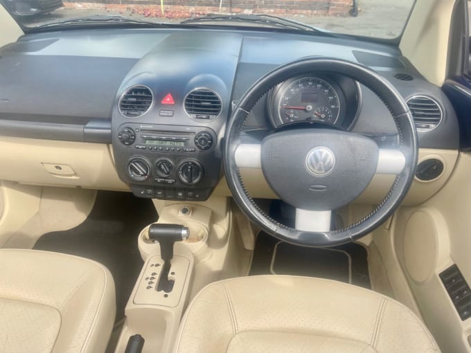 2025 Volkswagen Beetle