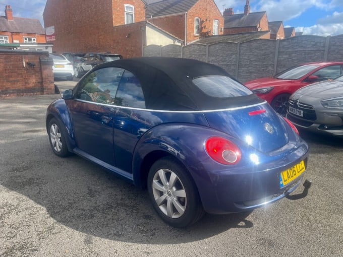 2025 Volkswagen Beetle