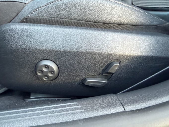 2025 Mercedes-benz C 200