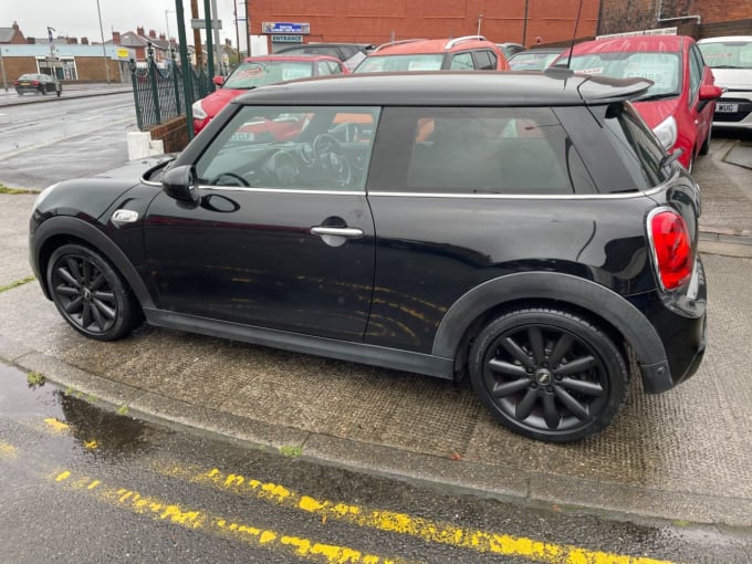 2024 Mini Hatch Cooper