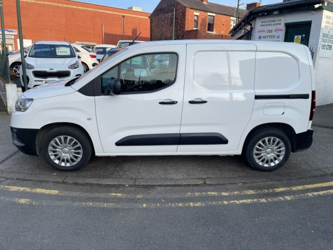 2025 Toyota Proace City