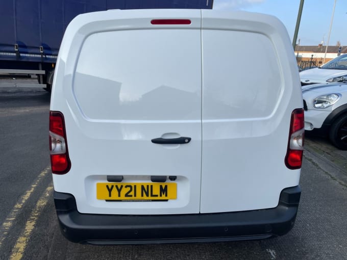2025 Toyota Proace City