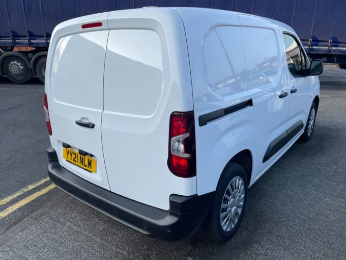 2025 Toyota Proace City
