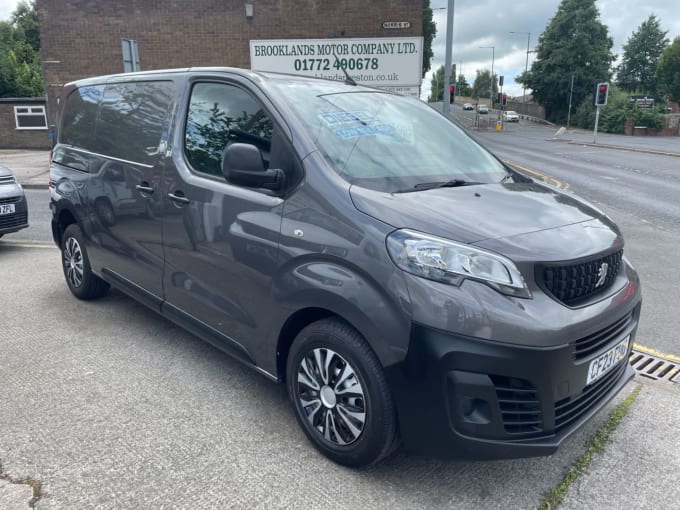 2025 Peugeot Expert