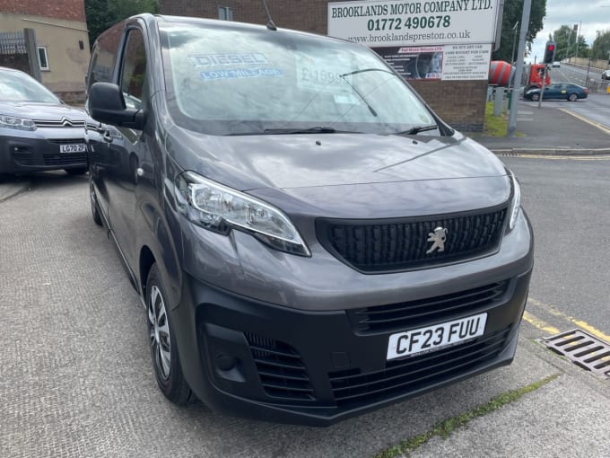 2025 Peugeot Expert