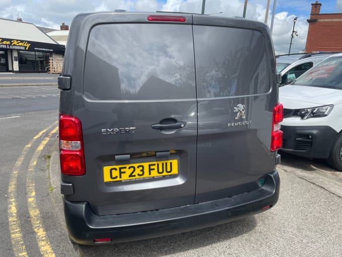 2025 Peugeot Expert