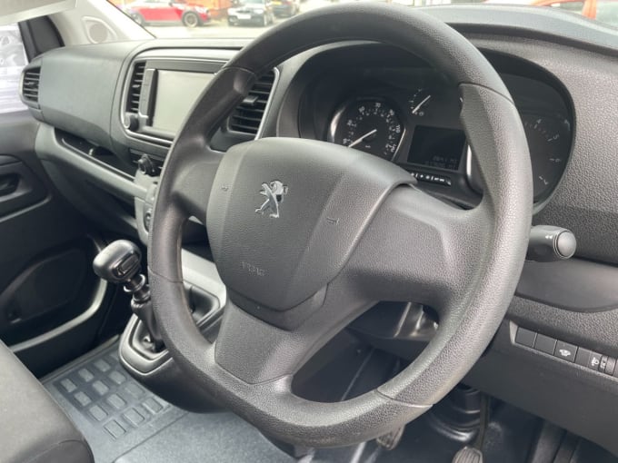 2025 Peugeot Expert