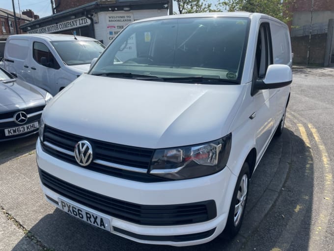 2025 Volkswagen Transporter