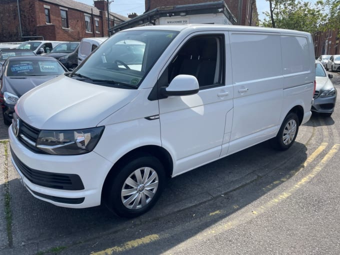 2025 Volkswagen Transporter