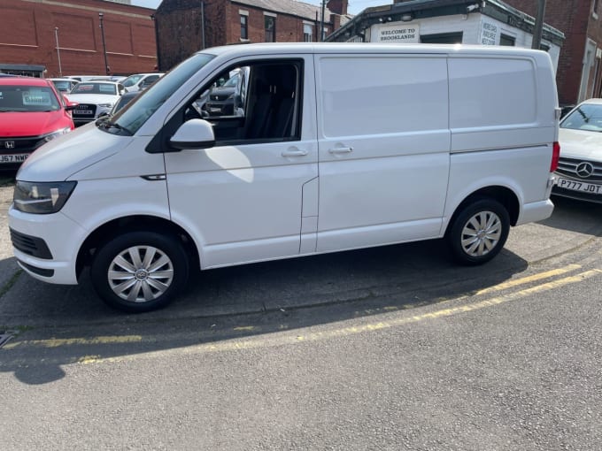 2025 Volkswagen Transporter
