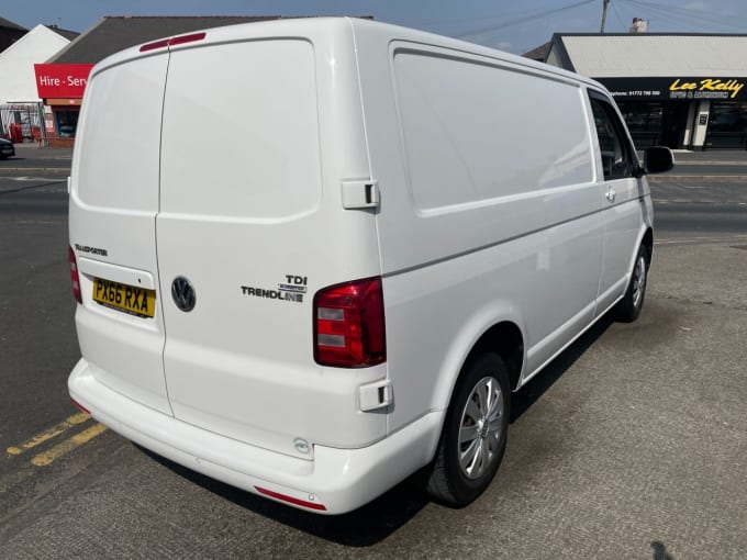 2025 Volkswagen Transporter
