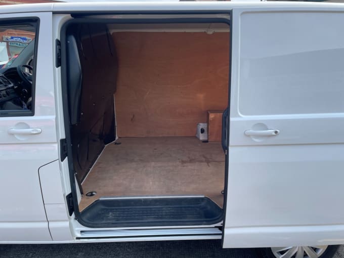 2025 Volkswagen Transporter