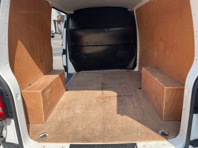 2025 Volkswagen Transporter
