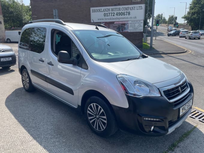 2025 Peugeot Partner Tepee