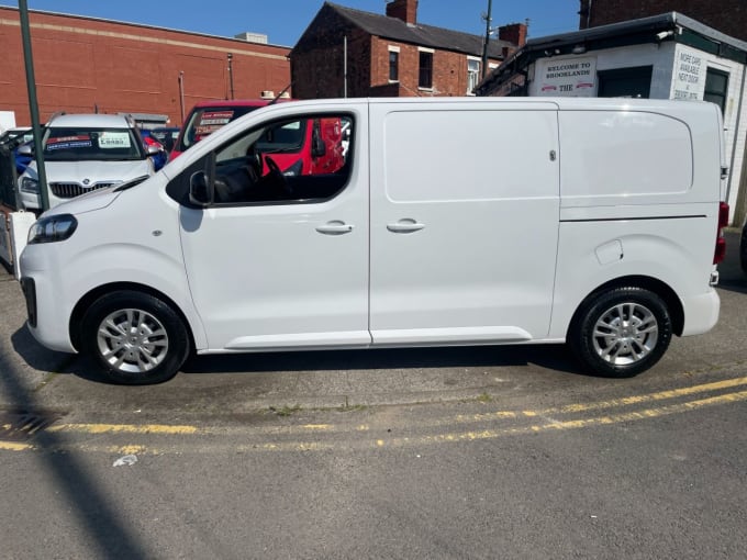 2025 Vauxhall Vivaro