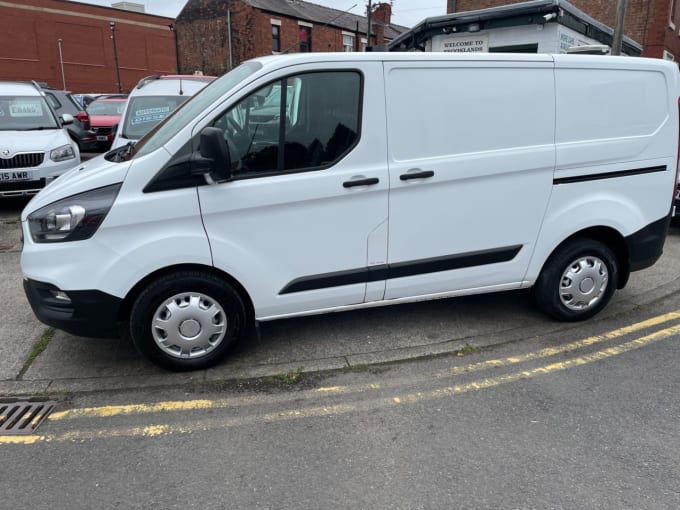 2025 Ford Transit Custom