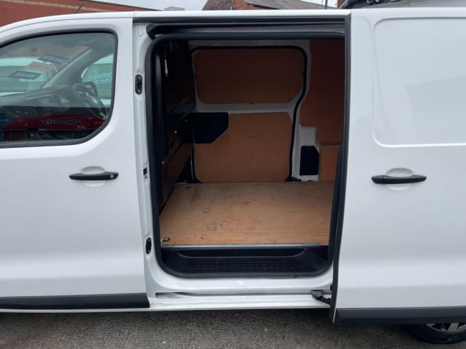 2025 Vauxhall Vivaro