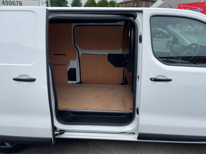 2025 Vauxhall Vivaro