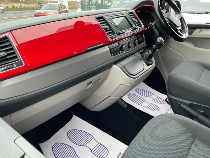 2025 Volkswagen Transporter