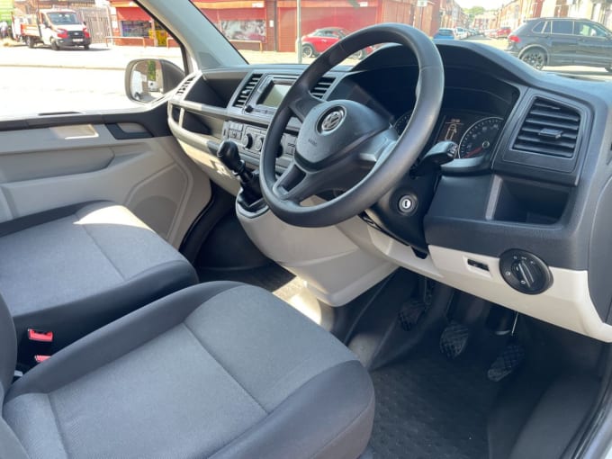 2025 Volkswagen Transporter