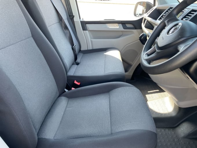 2025 Volkswagen Transporter