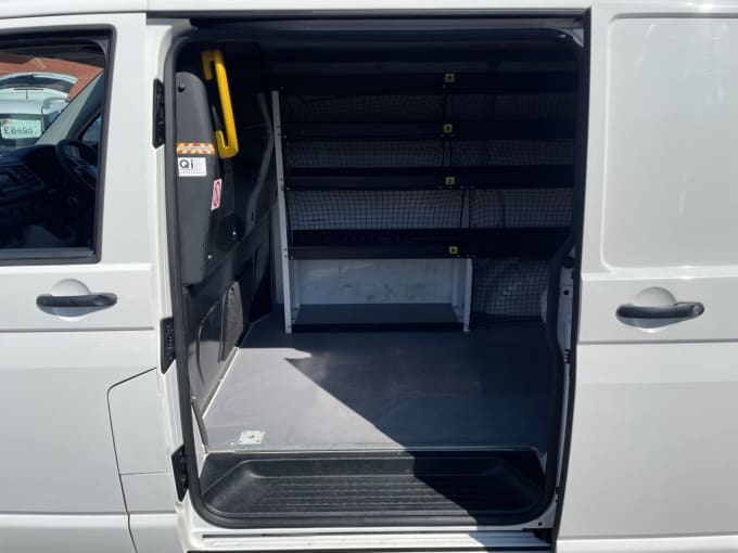 2025 Volkswagen Transporter
