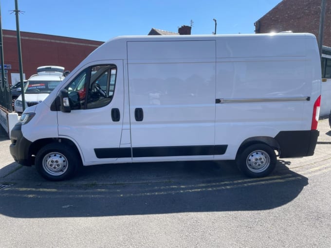 2025 Peugeot Boxer