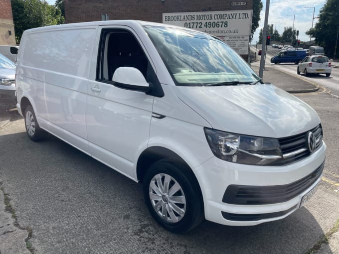 2025 Volkswagen Transporter