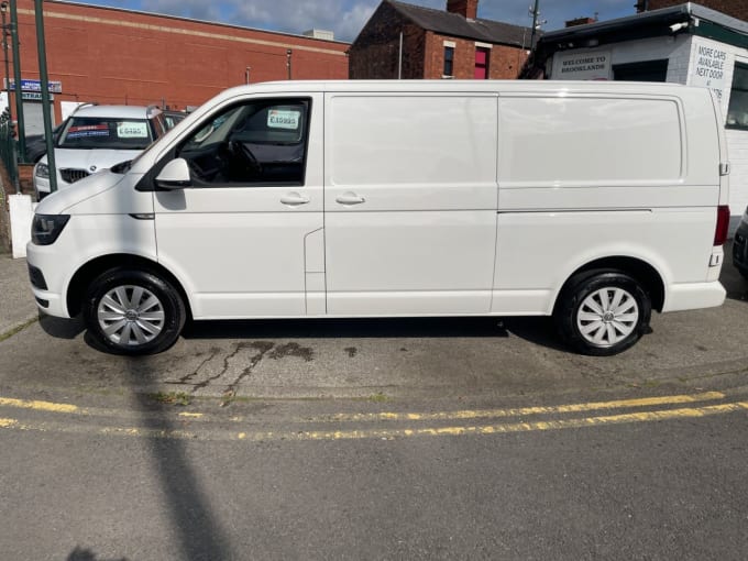 2025 Volkswagen Transporter