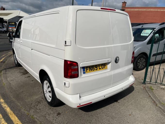 2025 Volkswagen Transporter