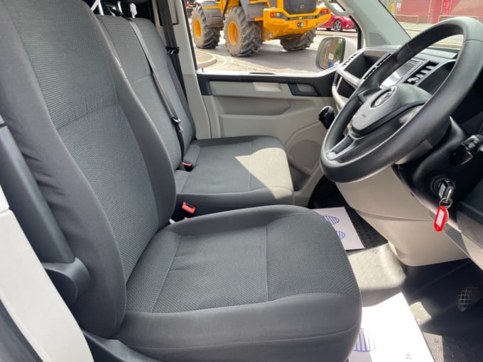 2025 Volkswagen Transporter