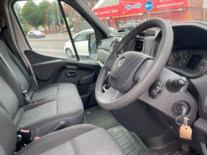 2025 Vauxhall Movano