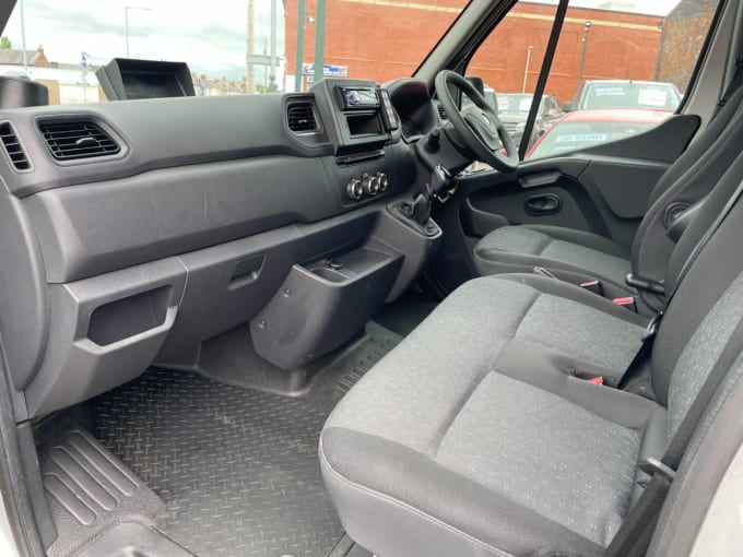 2025 Vauxhall Movano