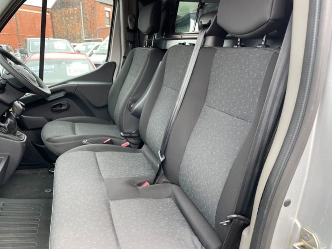 2025 Vauxhall Movano