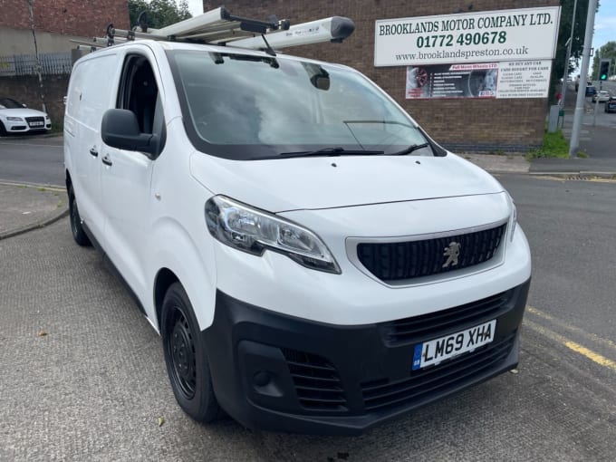 2025 Peugeot Expert