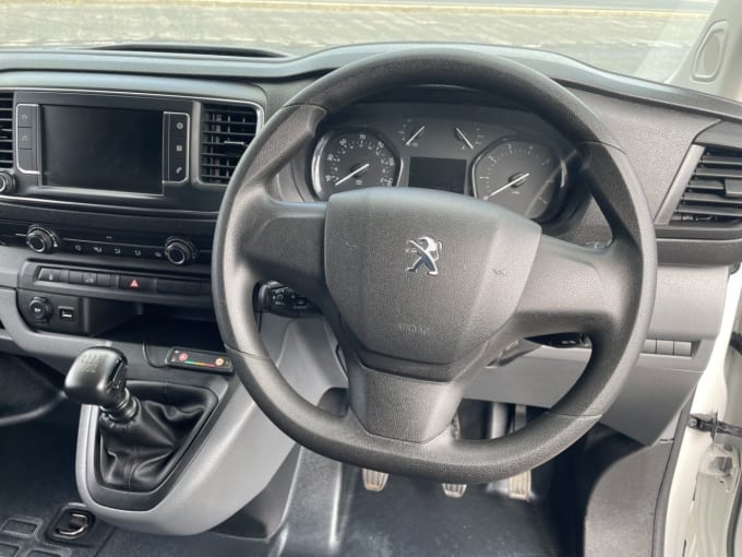 2025 Peugeot Expert