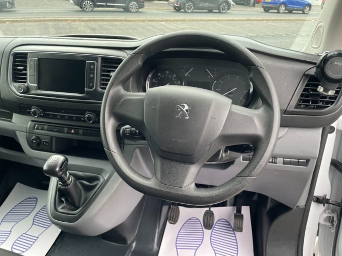 2025 Peugeot Expert