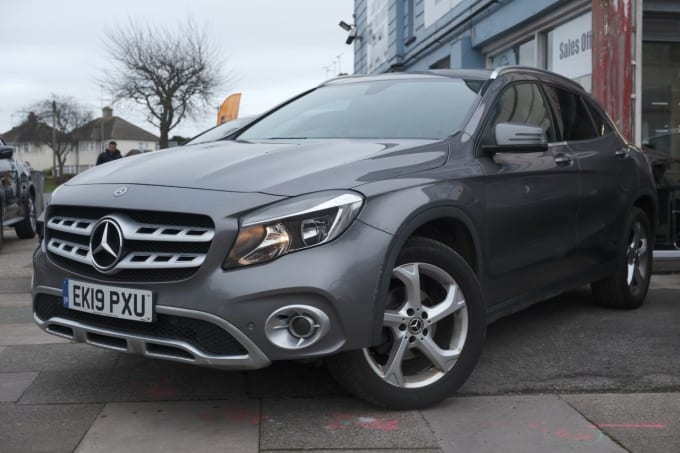 2019 Mercedes Gla-class