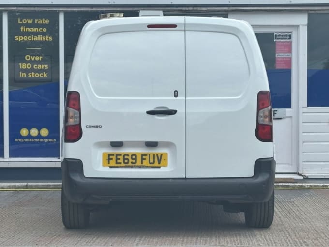 2024 Vauxhall Combo