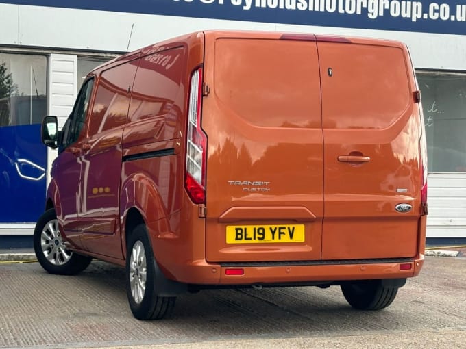 2024 Ford Transit Custom