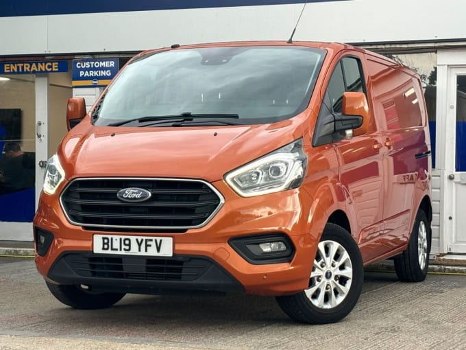 2024 Ford Transit Custom