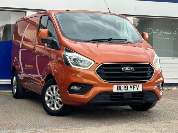 2024 Ford Transit Custom