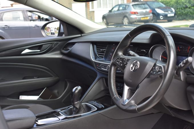 2025 Vauxhall Insignia Grand Sport