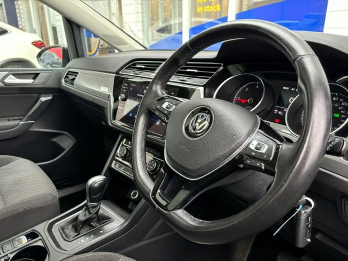 2025 Volkswagen Touran