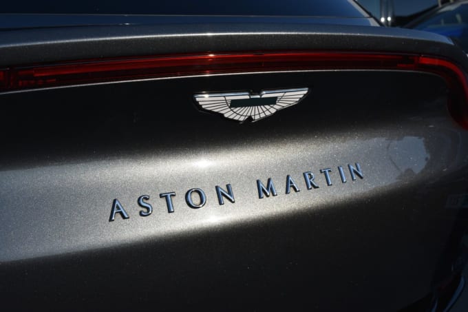 2024 Aston Martin Dbx