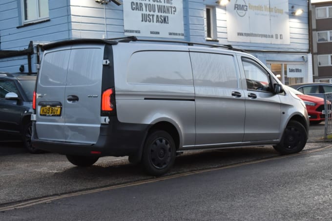 2025 Mercedes-benz Vito