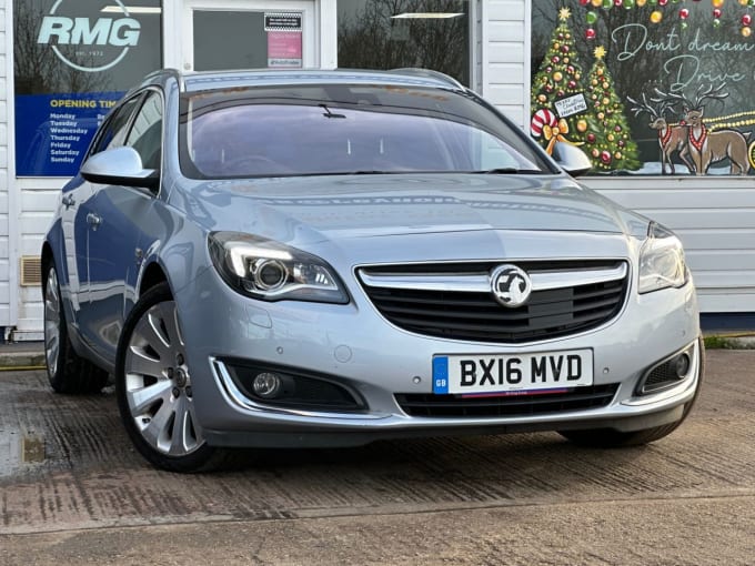 2025 Vauxhall Insignia