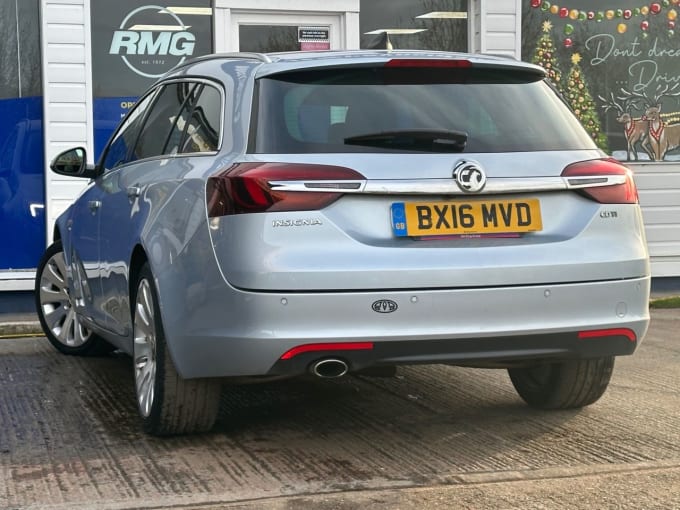 2025 Vauxhall Insignia