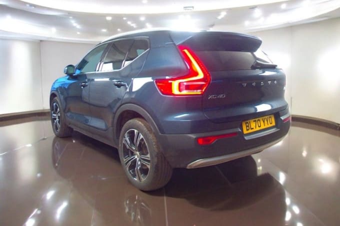 2025 Volvo Xc40